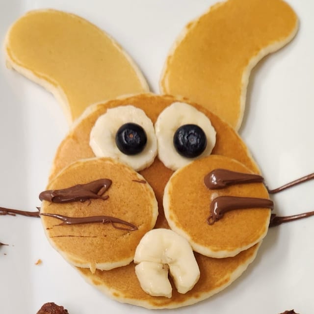 Kid's Happy Face Pancake.